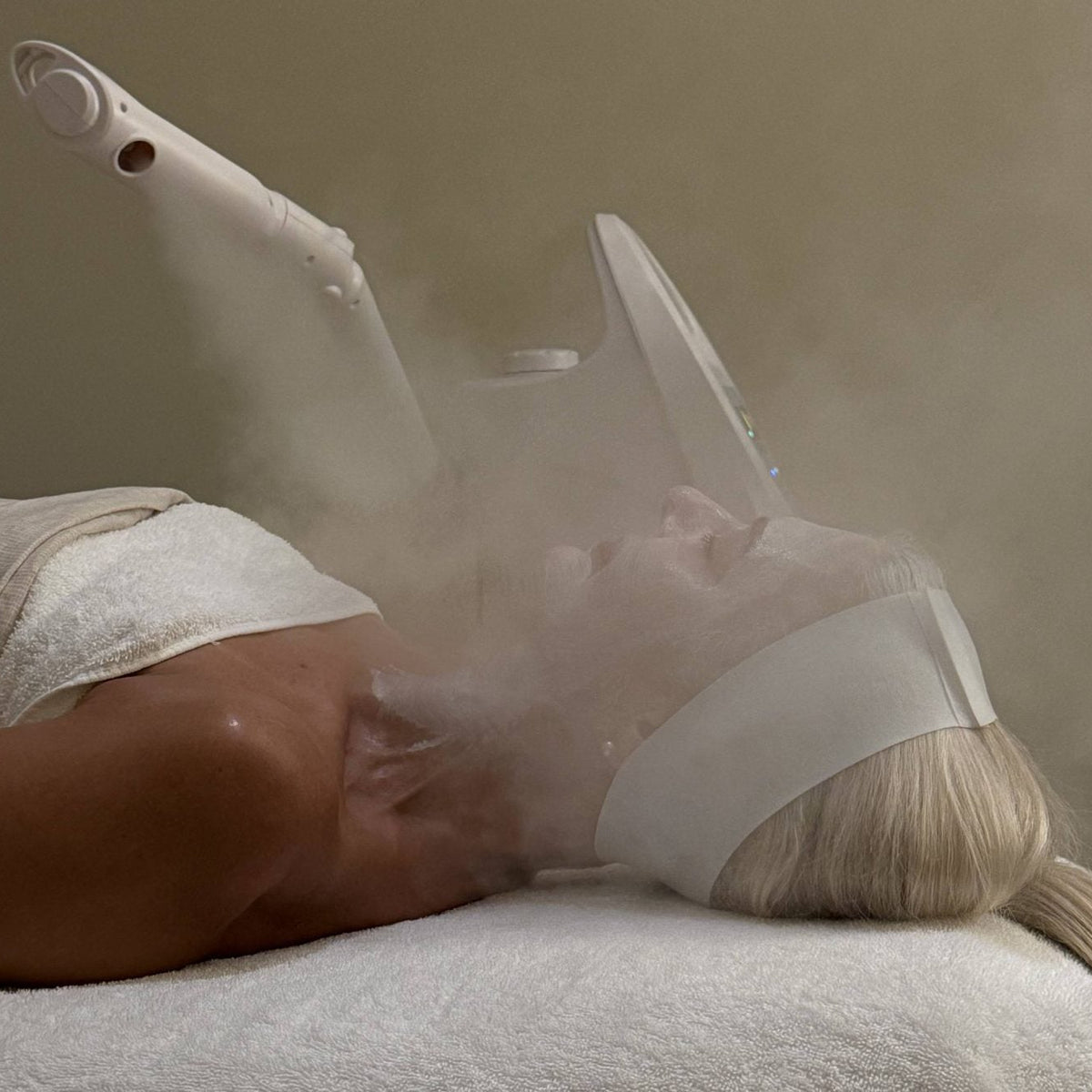 Purchase 3x Signature Peels, receive a FREE Manicure. image 0